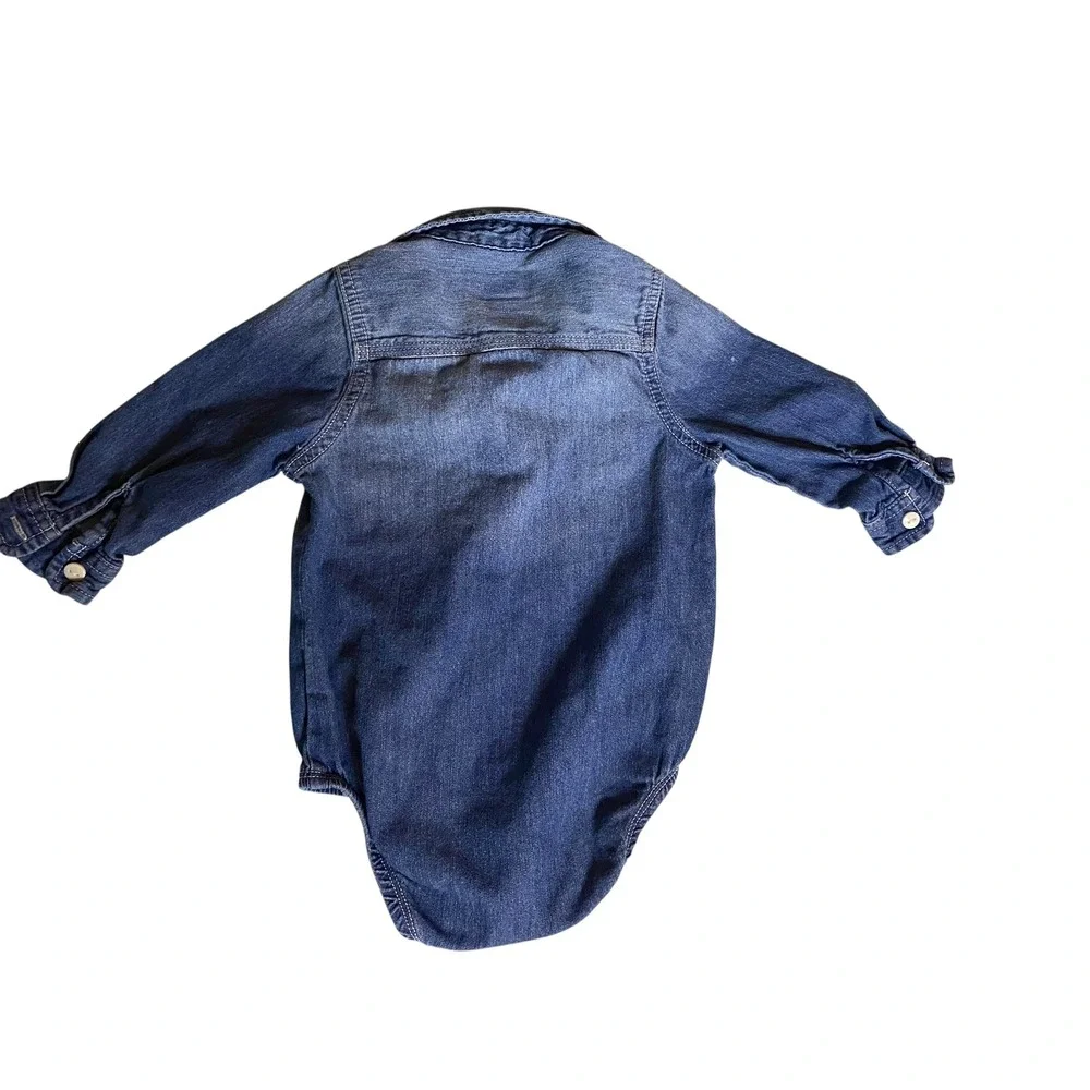 OshKosh Bgosh Baby Blue Denim Long Sleeve Button Front Bodysuit 18M One Piece